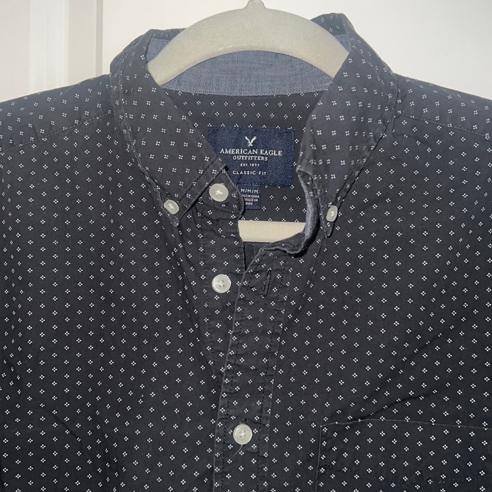 Aeo Black W/White Pattern Button Down - image 3